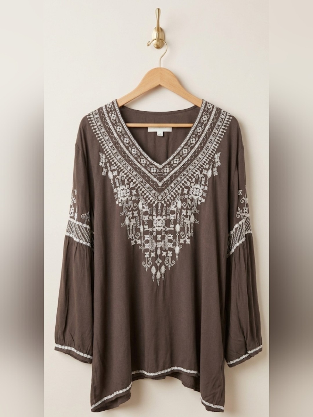 Chelsea & Theodore Grey Boho Fedtival Blouse Size Medium